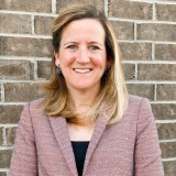 Photo of Tara Jones