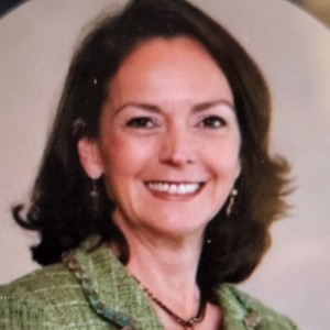 Photo of Julianne Farnsworth