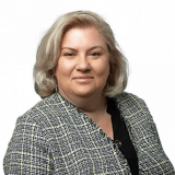 Photo of Lisa M. Yaeger