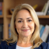 Photo of Lauren J. Caisse