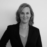 Photo of Laura Noble