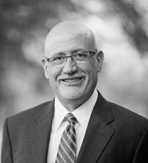 Photo of Peter Akmajian