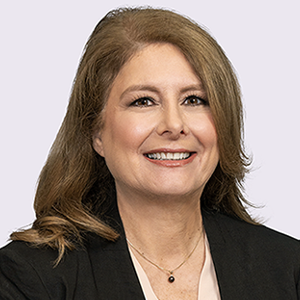 Photo of Robyn L. Aversa