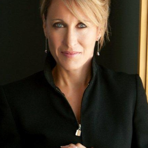 Photo of Lisa K. Curtis