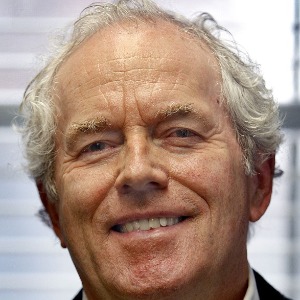Photo of Thomas Hanna