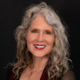 Photo of Nina Whitehurst